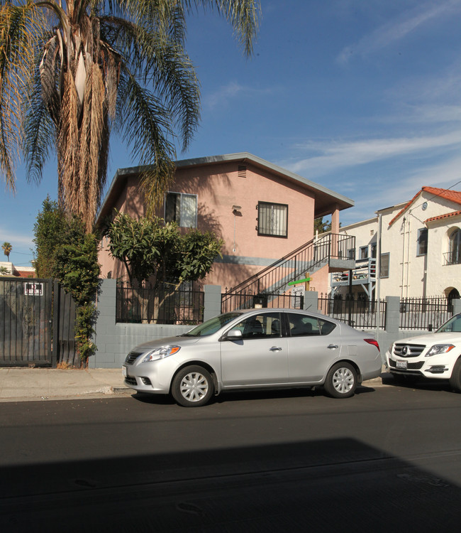 De Longpre Apartments in Los Angeles, CA - Building Photo - Building Photo