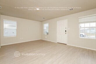 8142 Serro Medina in San Antonio, TX - Foto de edificio - Building Photo