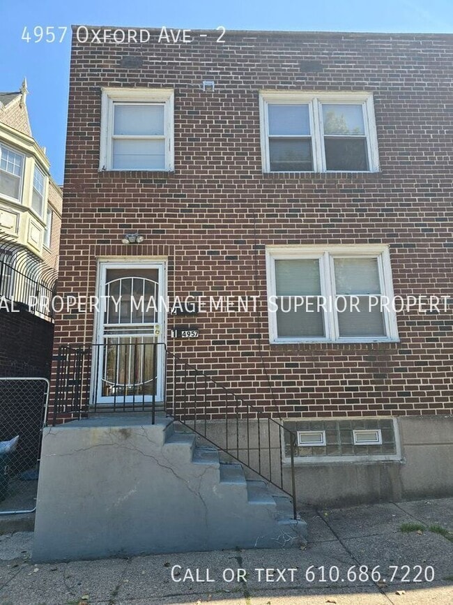 property at 4957 Oxford Ave