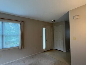 90 Pebble Creek Dr in Lititz, PA - Building Photo - Building Photo