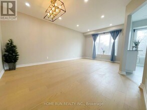 63 Banchory Crescent in Ottawa, ON - Building Photo - Building Photo