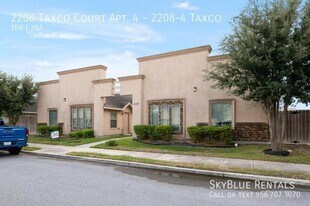 2208 Taxco Ct in Edinburg, TX - Building Photo