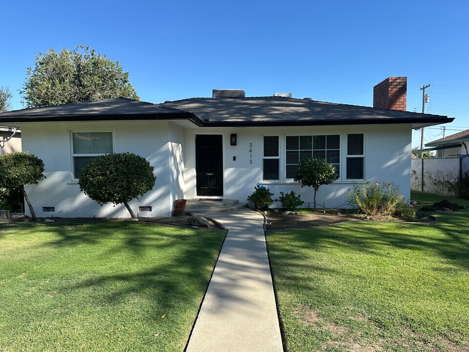 3413 La Cresta Dr in Bakersfield, CA - Building Photo
