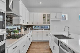 13640 McMillan Dr in Orlando, FL - Foto de edificio - Building Photo