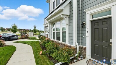 12109 Oxford Lndg Dr in Glen Allen, VA - Building Photo - Building Photo