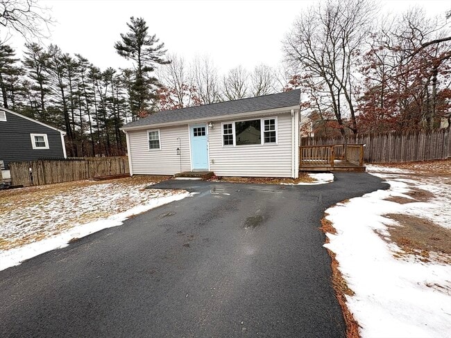 154 Park St in Wareham, MA - Building Photo - Building Photo