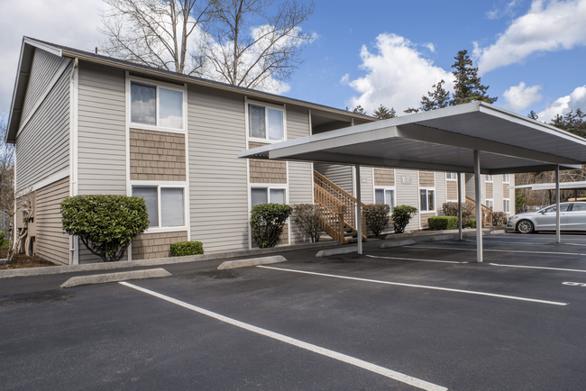 Stillwood Apartments in Tacoma, WA - Building Photo - Building Photo