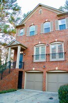 2802 Darby St in Atlanta, GA - Building Photo