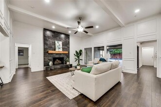 9522 Hilldale Dr in Dallas, TX - Building Photo - Building Photo