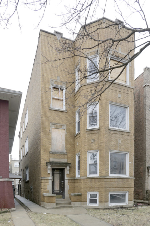 6424 N Washtenaw Ave in Chicago, IL - Building Photo