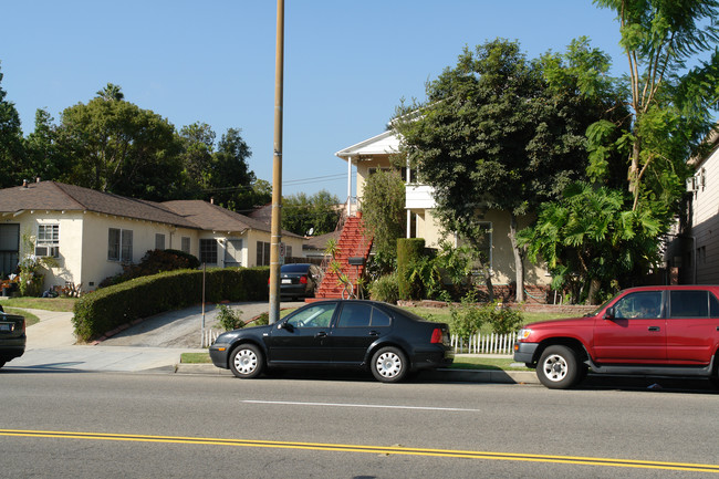 1475 E Broadway in Glendale, CA - Building Photo - Building Photo