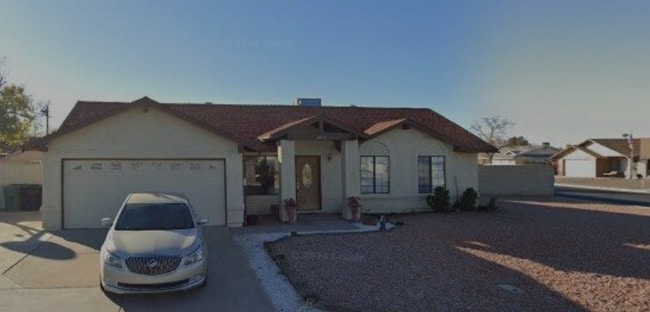 property at 2623 E Inverness Ave