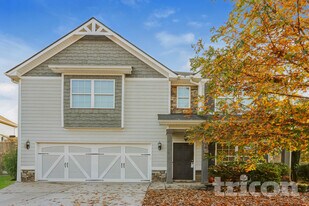 26 Hillshire Dr in Newnan, GA - Building Photo