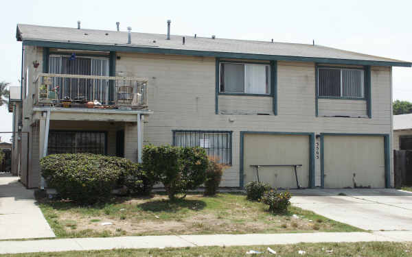 3565 Highland Ave in San Diego, CA - Building Photo - Building Photo