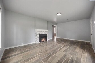 422 W Kennewick Ave in Kennewick, WA - Building Photo - Building Photo