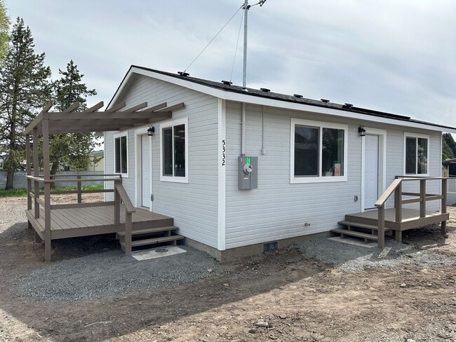 5332 Amberview Ln in Klamath Falls, OR - Building Photo - Building Photo