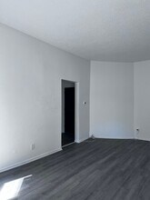 1908 Arlington Ave, Unit 3 in Des Moines, IA - Building Photo - Building Photo
