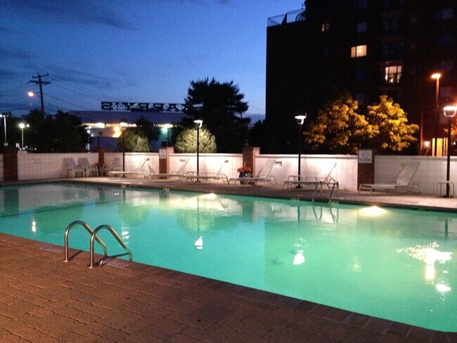 12 9th St in Medford, MA - Building Photo - Building Photo