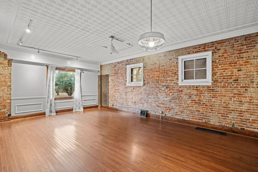 2009 Lynch St in St. Louis, MO - Building Photo