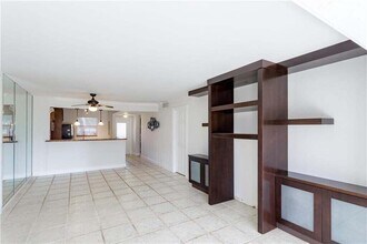 2800 Fiore Way in Delray Beach, FL - Building Photo - Building Photo