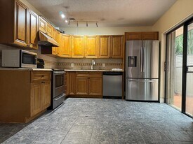 2311 23rd Ln in Palm Beach Gardens, FL - Building Photo