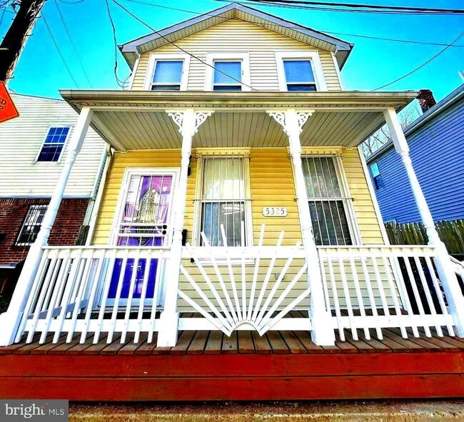property at 5325 Gay St NE
