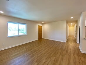 5273 Solano Ave in Napa, CA - Building Photo - Building Photo