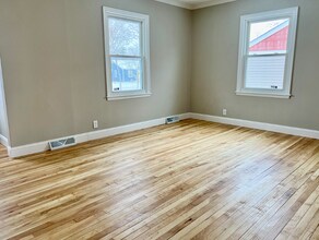 3016 Kentucky Ave S in Minneapolis, MN - Foto de edificio - Building Photo