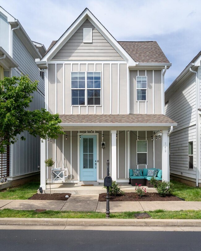 742 Cottage Park Dr in Nashville, TN - Building Photo - Building Photo