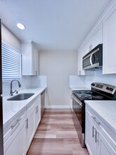 Sutter Avenue Apartments in Santa Clara, CA - Building Photo - Building Photo