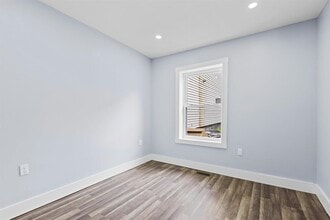 392 Palisade Ave in Jersey City, NJ - Building Photo - Building Photo