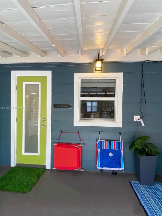 1313 NE 3rd St-Unit -Studio in Fort Lauderdale, FL - Building Photo