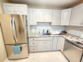 6281 Bay Club Dr, Unit #2 in Fort Lauderdale, FL - Building Photo