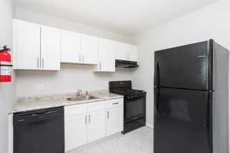 1722 Sexton St in Baltimore, MD - Building Photo - Building Photo