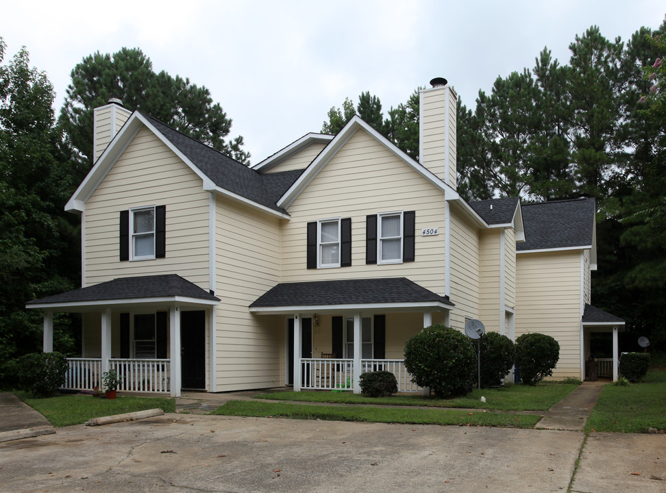 4504 Brockton Dr in Raleigh, NC - Building Photo