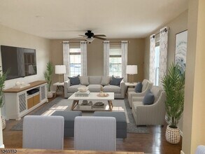 141 Walnut St-Unit -1 in Montclair, NJ - Building Photo - Building Photo