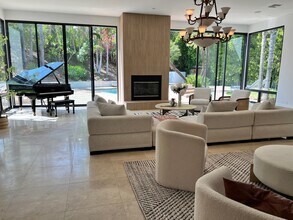 16815 Bajio Rd in Encino, CA - Building Photo - Building Photo