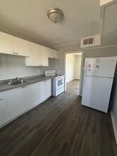 3 Bedroom Townhome in Prince Edward, ON - Building Photo - Building Photo