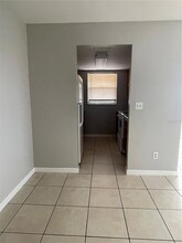 11410 Char Ann Dr, Unit 2 in Ft. Myers, FL - Building Photo - Building Photo