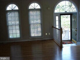 15734 Cherry Blossom Ln in North Potomac, MD - Building Photo