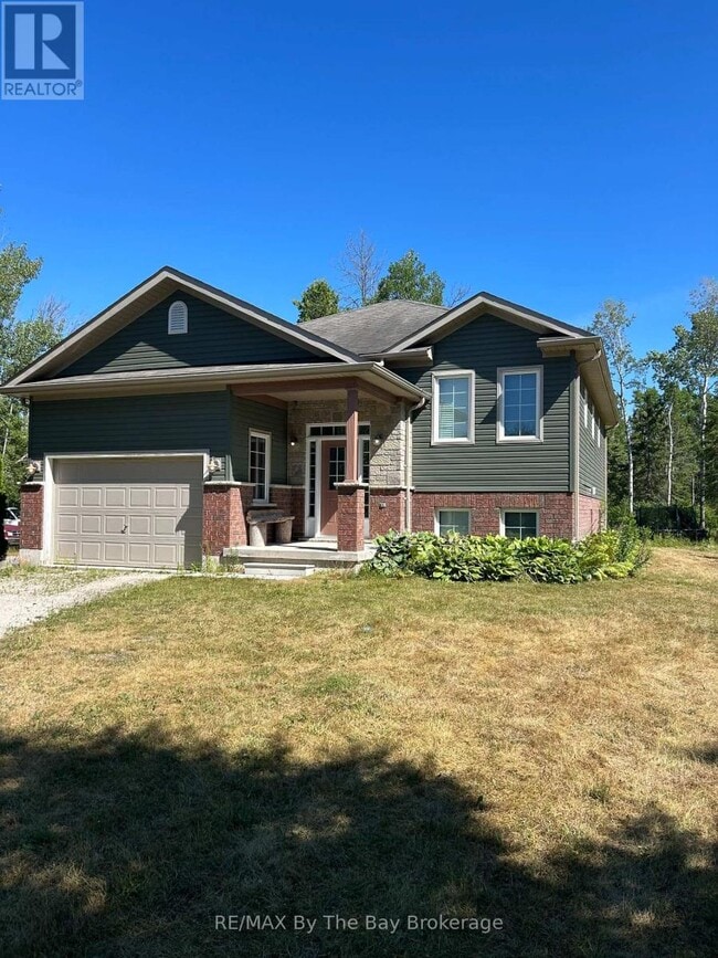 property at 23 Robert St S