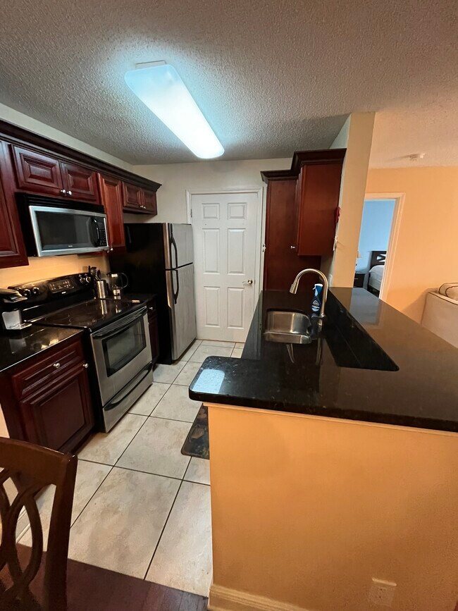 7206 Santa Fe Pky, Unit 7206 in Sandy Springs, GA - Building Photo - Building Photo