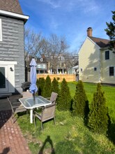 425 High St-Unit -1 in Chestertown, MD - Building Photo - Building Photo