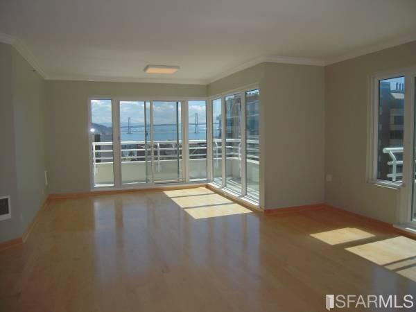 220 Lombard St-Unit -823 in San Francisco, CA - Building Photo