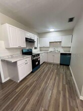 215 W Valencia St in Lakeland, FL - Building Photo - Building Photo