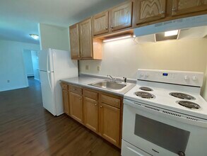 53 Walker St in Manchester, NH - Building Photo - Building Photo