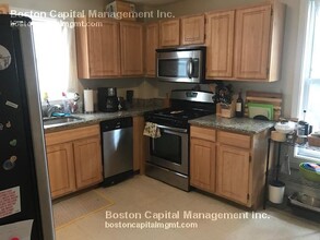 22 Royal St, Unit 1 in Boston, MA - Foto de edificio - Building Photo