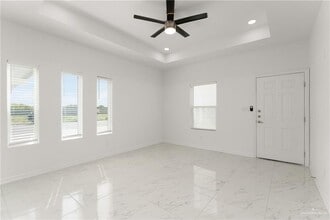 5712 Notre Dame Ave in McAllen, TX - Building Photo - Building Photo