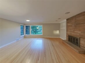 3712 Abbott Ave N in Minneapolis, MN - Building Photo - Building Photo