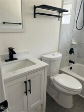 721 Burdick Ave in Tice, FL - Building Photo - Building Photo